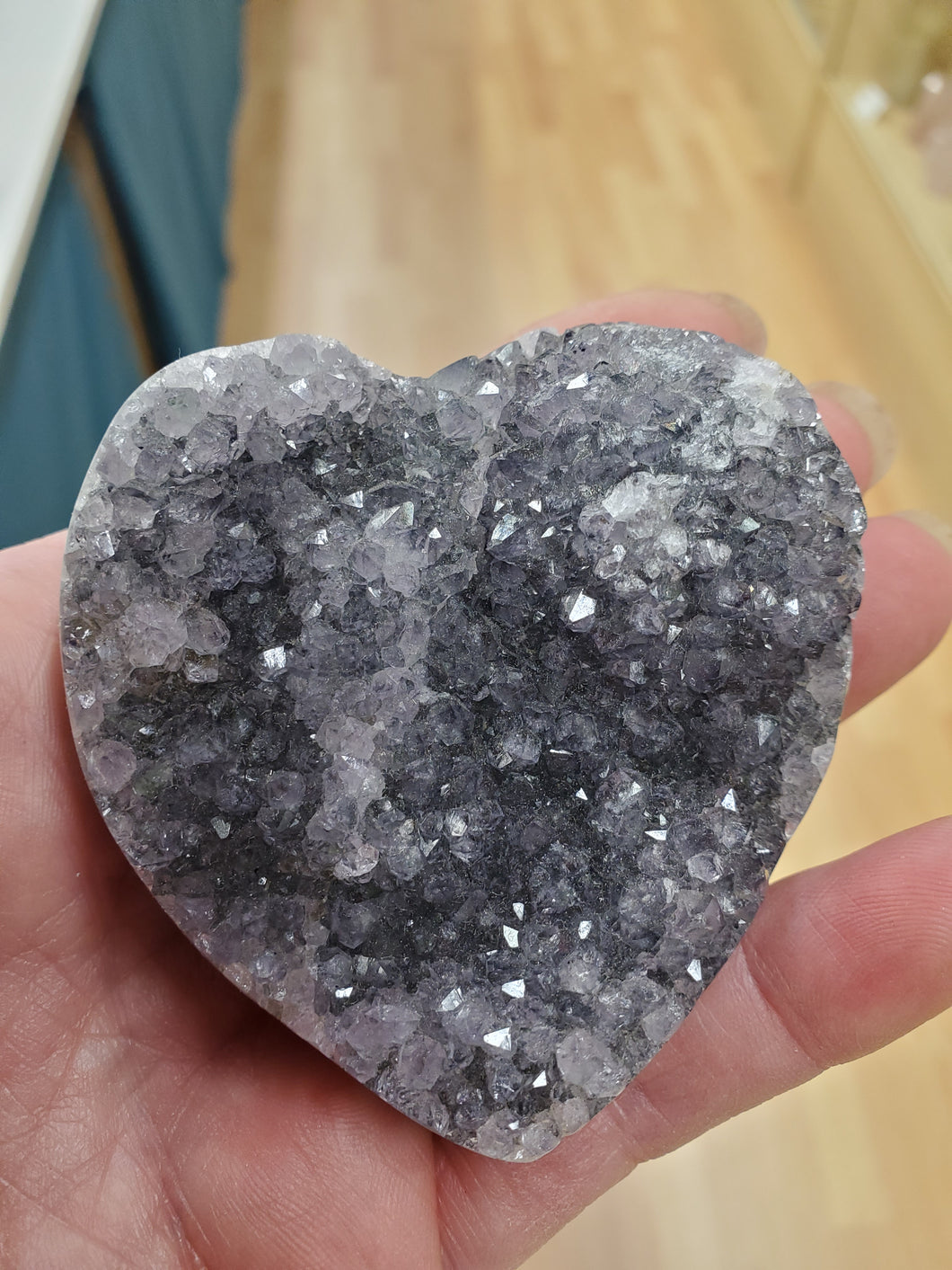 AMETHYST CLUSTER HEART