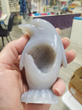 Load image into Gallery viewer, AGATE PENGUIN
