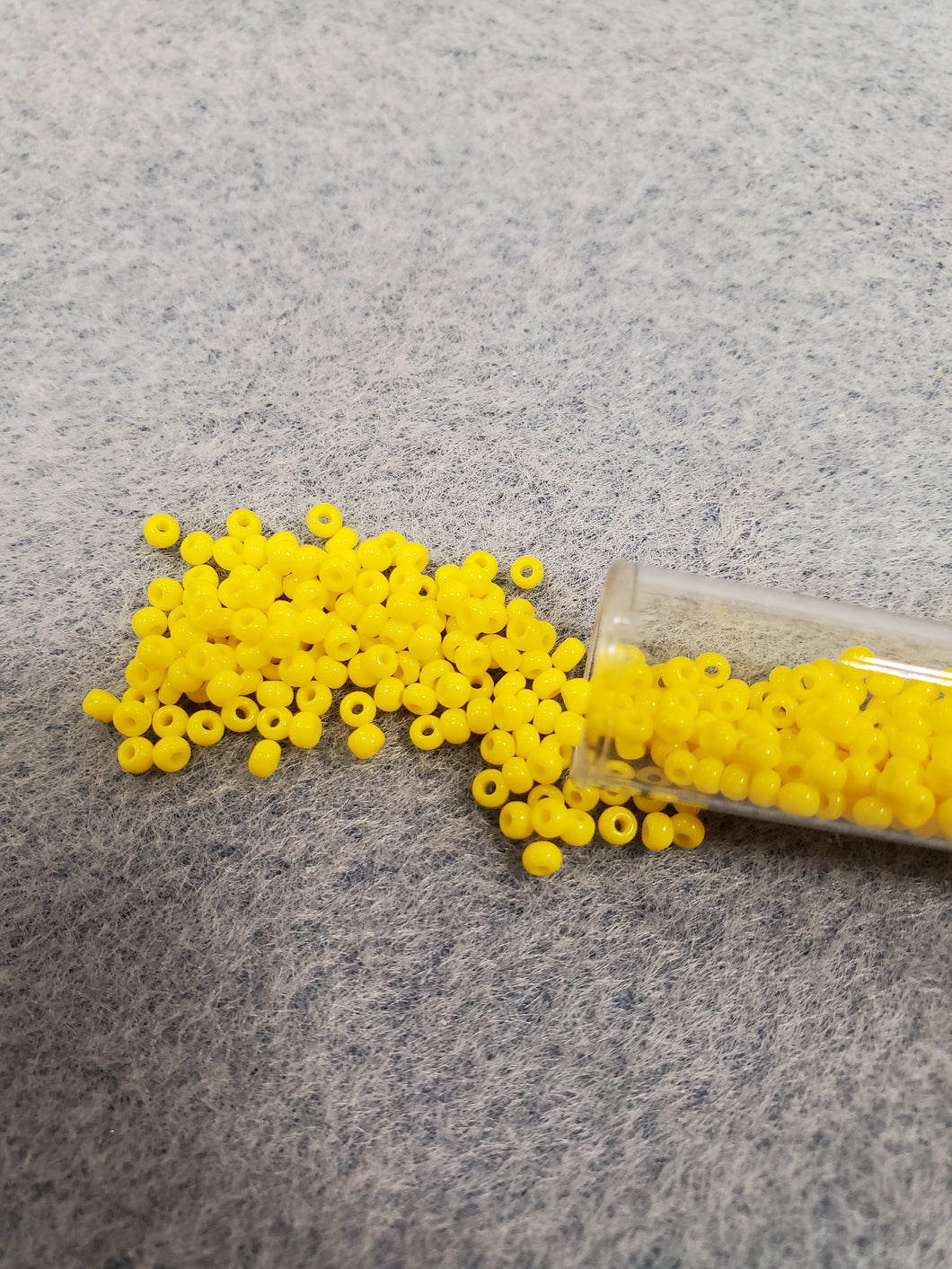 CZECH SEED BEAD 10/0