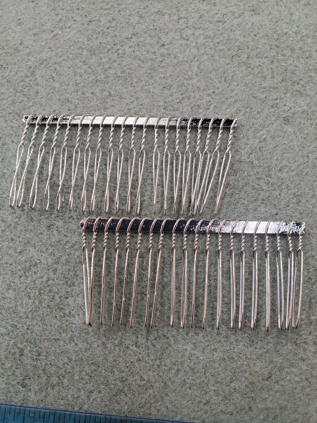 IRON HAIR COMB