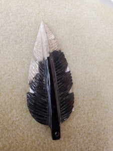 PALM STONE FEATHER PENDANT