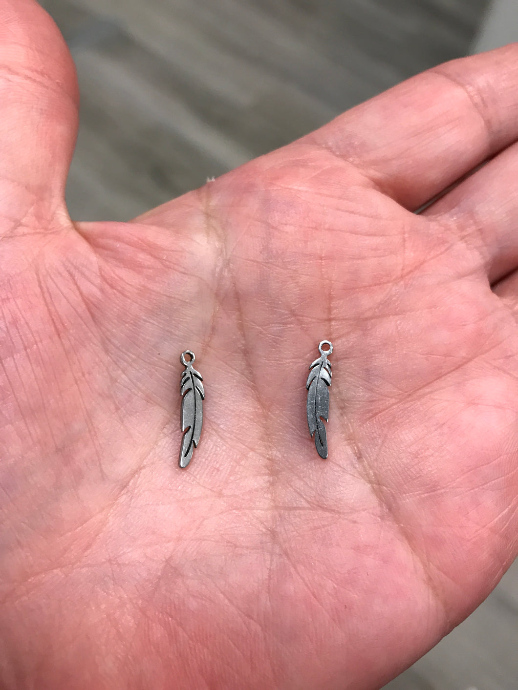 304 STAINLESS FEATHER CHARM