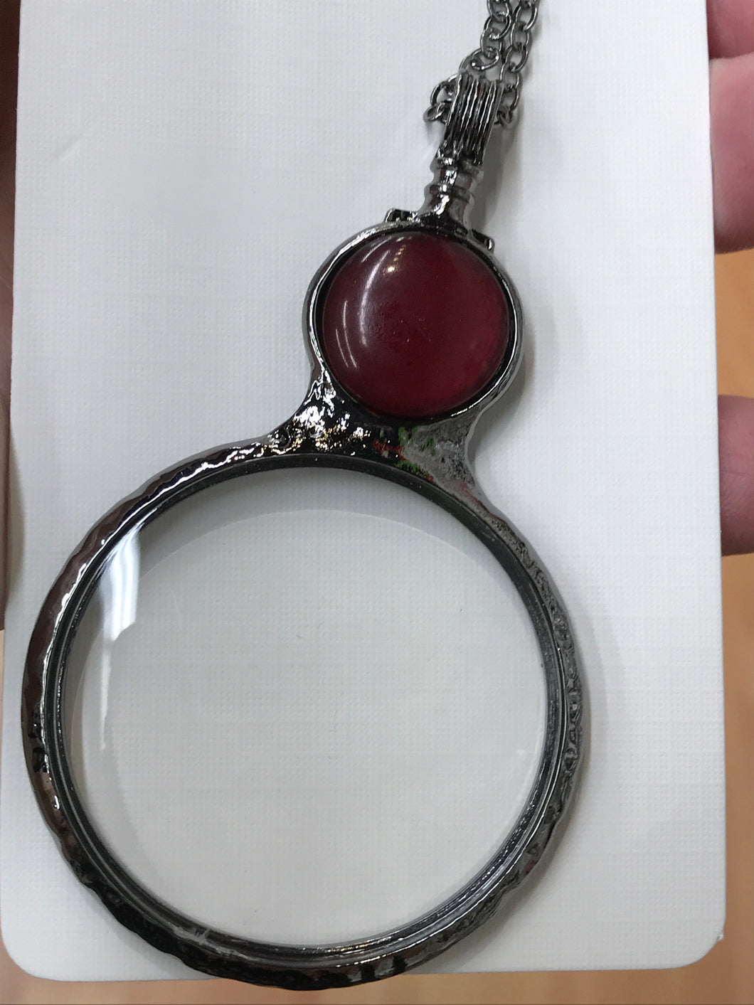 MAGNIFIER NECKLACE