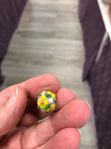 GLASS FLORAL BEAD