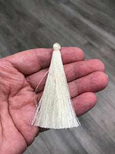 NYLON TASSEL CREAM