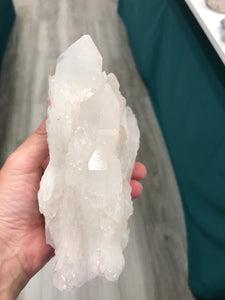 SUGAR QUARTZ CLUSTER