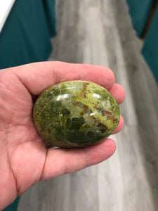 GREEN OPAL PALM STONE