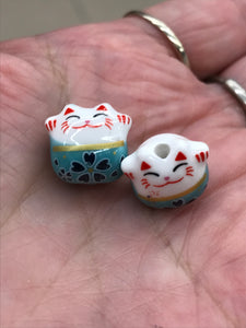 PORCELAIN LUCKY CAT